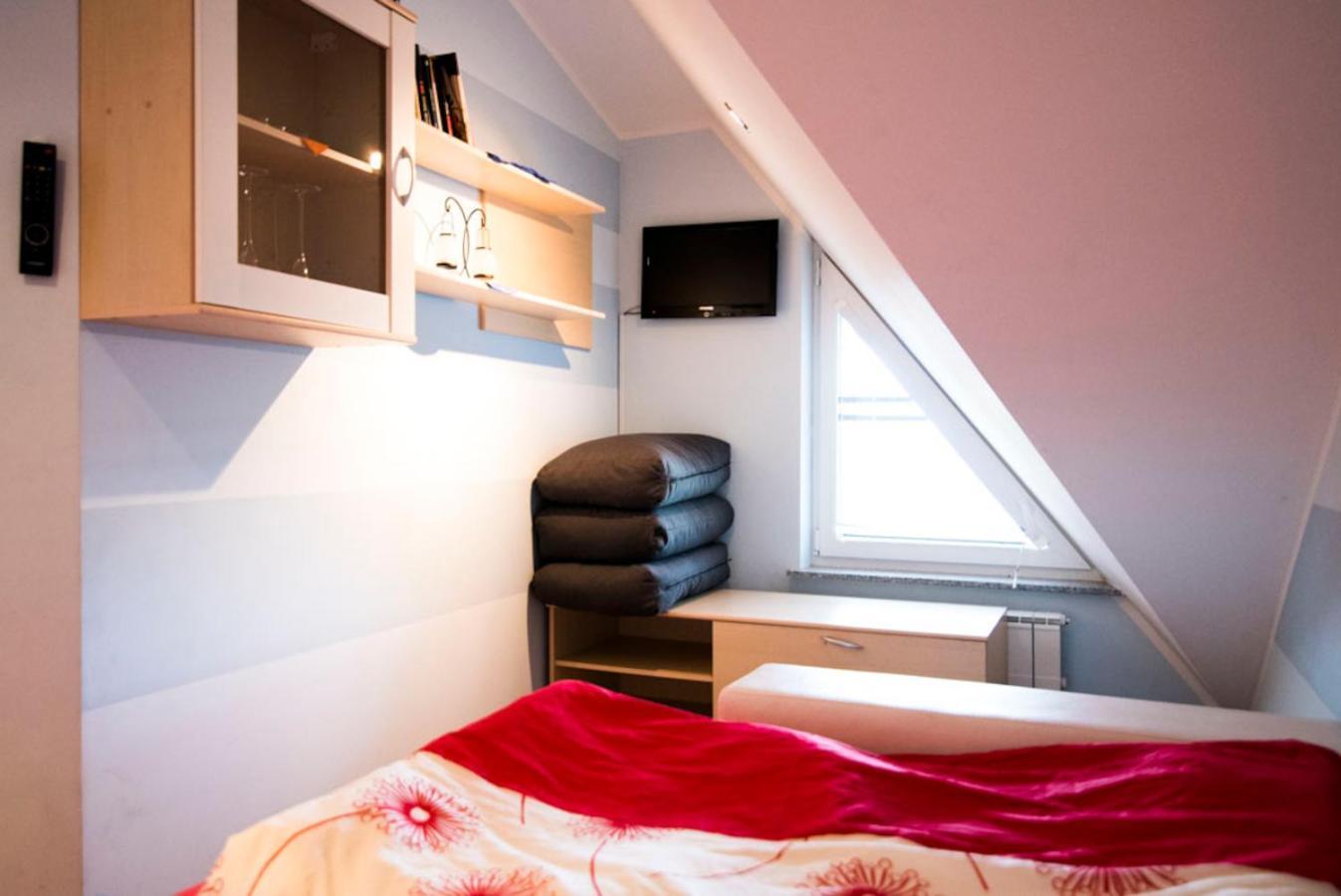 Guesthouse Prenocisca Sirec Птуй Екстериор снимка