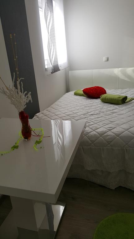 Guesthouse Prenocisca Sirec Птуй Екстериор снимка